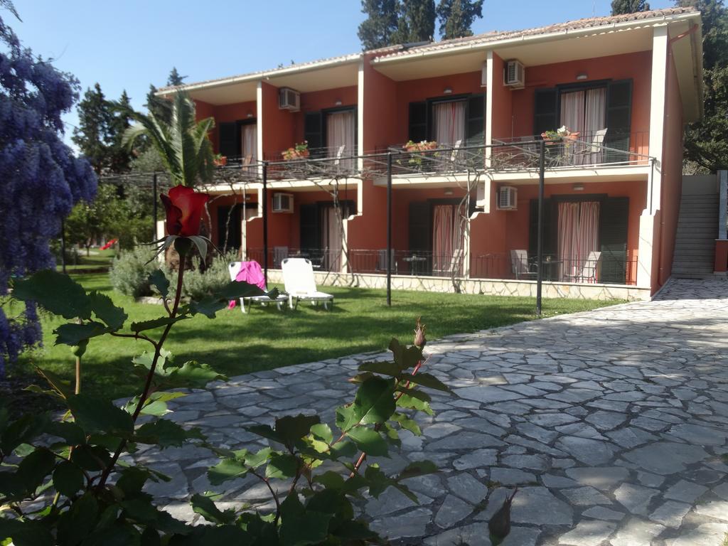 Dassia Beach Pension מראה חיצוני תמונה